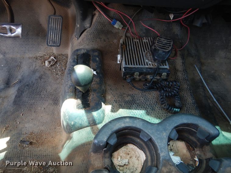 image for item DL0393 2002 Chevrolet Silverado 1500  Ext. Cab pickup truck