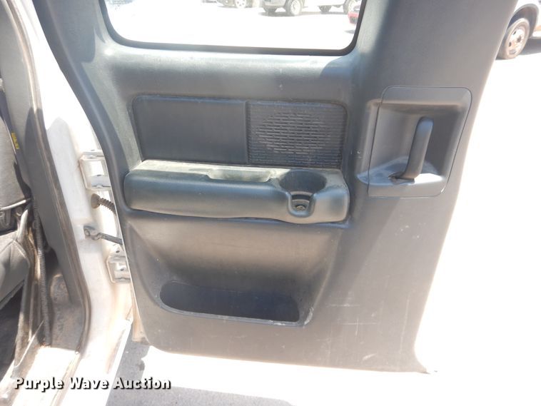 image for item DL0393 2002 Chevrolet Silverado 1500  Ext. Cab pickup truck