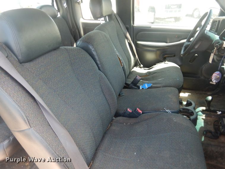 image for item DL0393 2002 Chevrolet Silverado 1500  Ext. Cab pickup truck