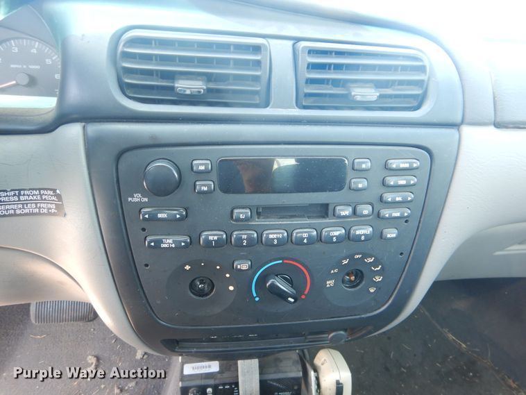 image for item DL0395 2000 Ford Taurus