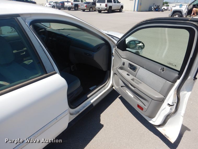 image for item DL0395 2000 Ford Taurus