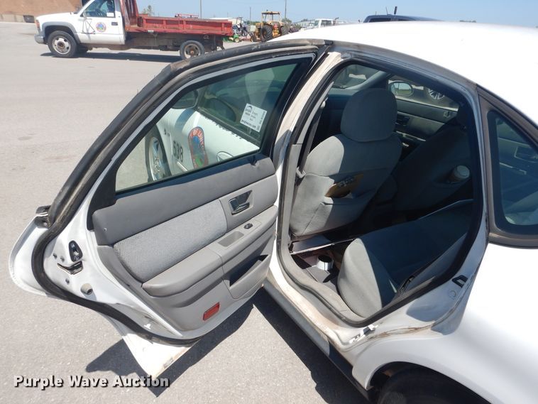 image for item DL0395 2000 Ford Taurus