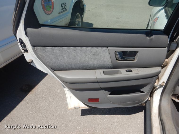 image for item DL0395 2000 Ford Taurus