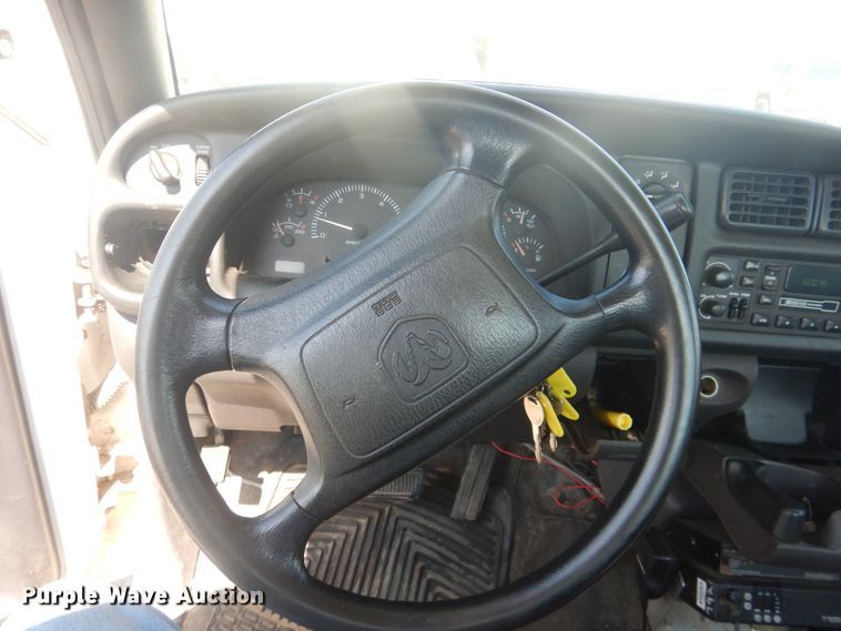 image for item DL0399 2001 Dodge Ram 1500  pickup truck