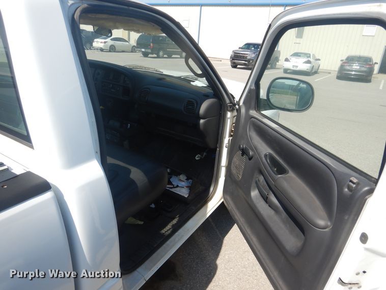 image for item DL0399 2001 Dodge Ram 1500  pickup truck