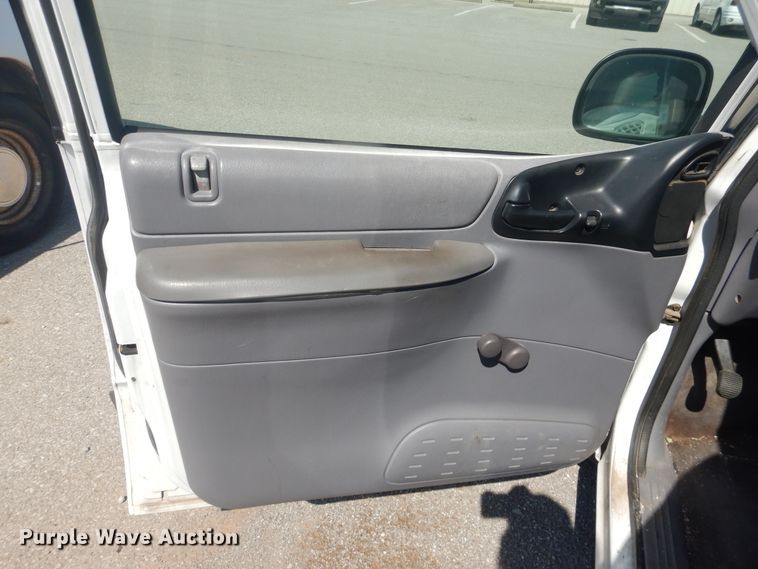 image for item DL0401 1998 Dodge Caravan  van