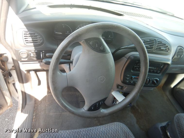 image for item DL0401 1998 Dodge Caravan  van