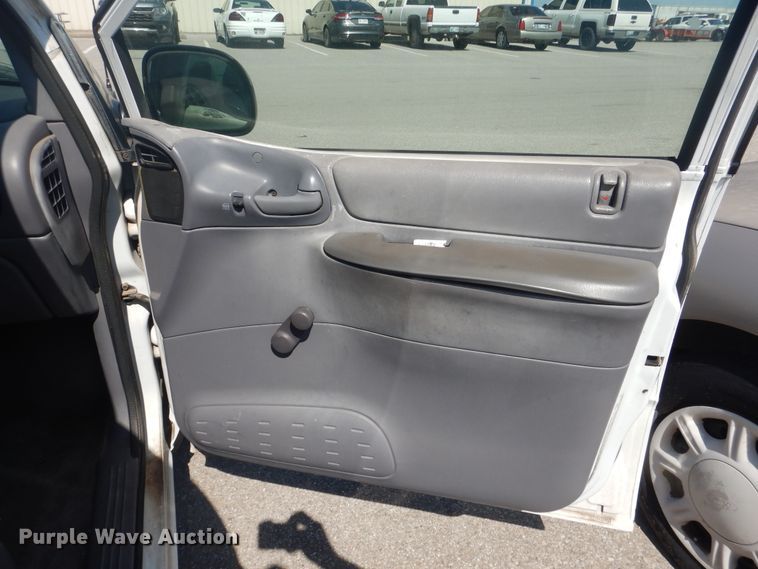 image for item DL0401 1998 Dodge Caravan  van