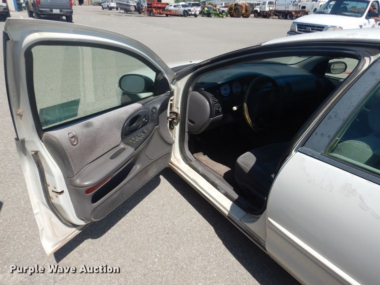 image for item DL0402 1999 Dodge Intrepid