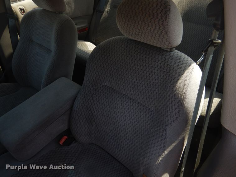 image for item DL0402 1999 Dodge Intrepid