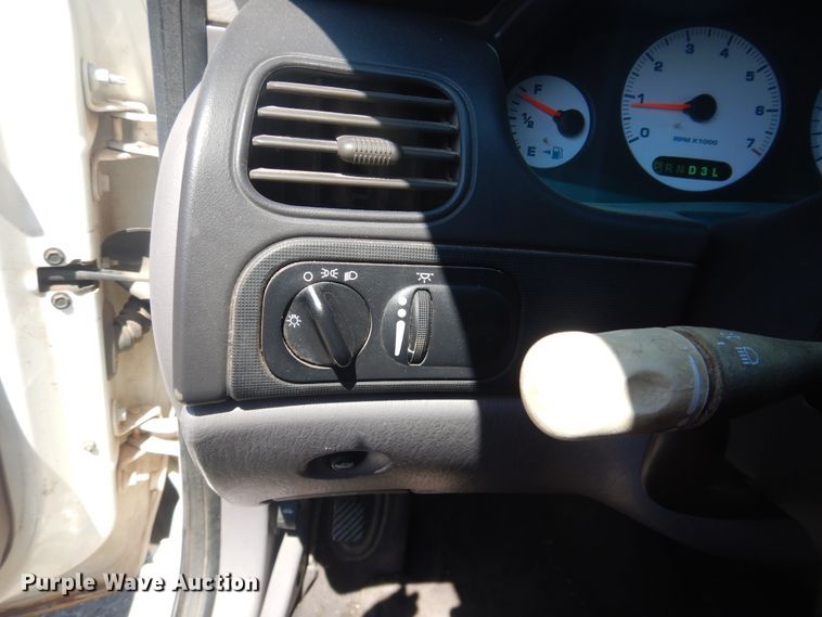 image for item DL0402 1999 Dodge Intrepid