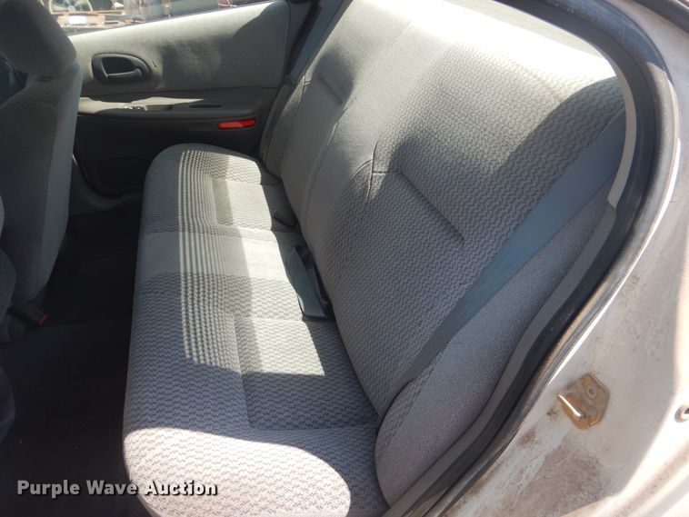 image for item DL0402 1999 Dodge Intrepid