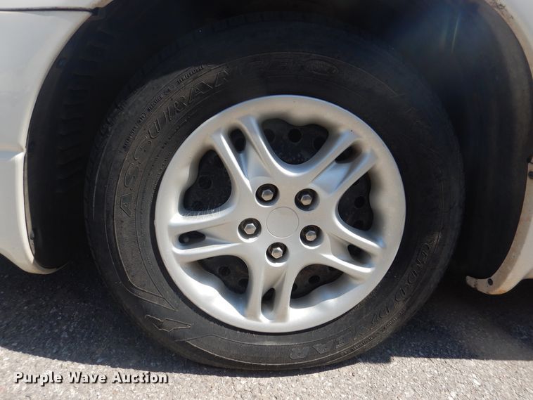 image for item DL0402 1999 Dodge Intrepid