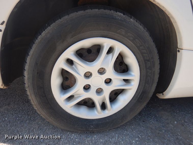 image for item DL0402 1999 Dodge Intrepid