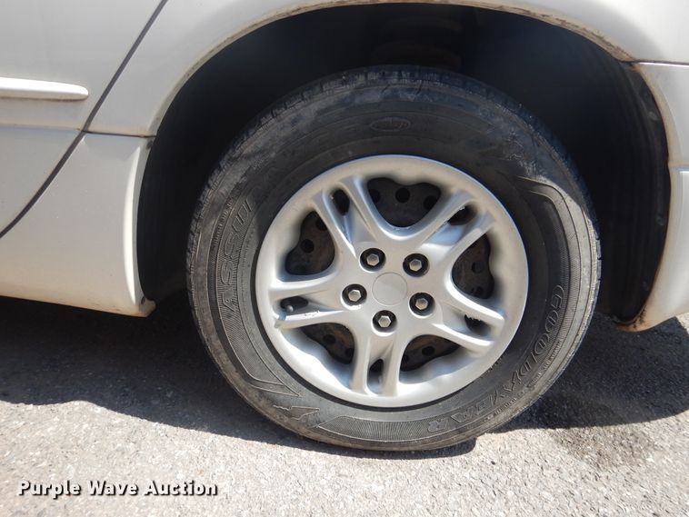 image for item DL0402 1999 Dodge Intrepid