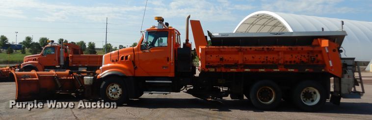 image for item DL6260 2008 Sterling LT9500  dump truck