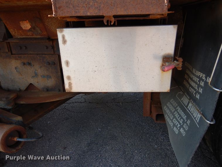 image for item DL6261 2007 Sterling LT9500  dump truck