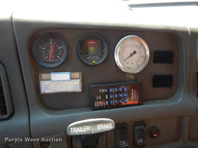 image for item DL6261 2007 Sterling LT9500  dump truck