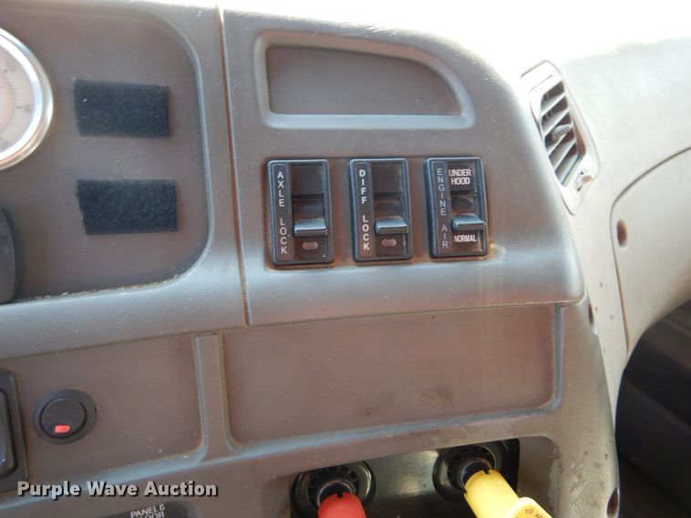 image for item DL6261 2007 Sterling LT9500  dump truck