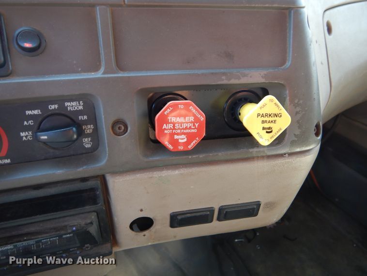 image for item DL6261 2007 Sterling LT9500  dump truck