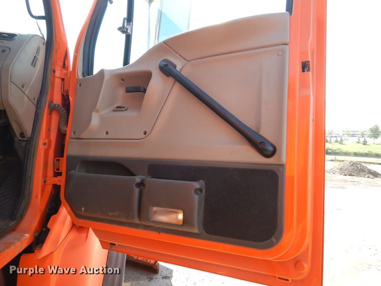 image for item DL6261 2007 Sterling LT9500  dump truck