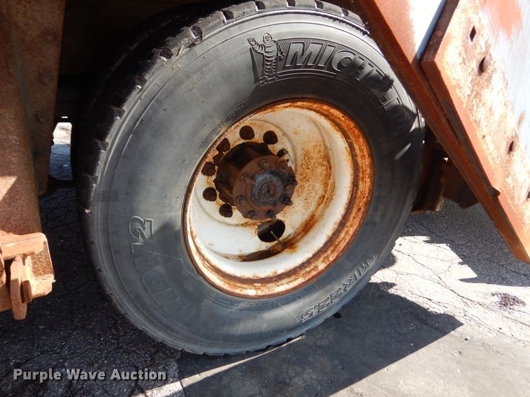 image for item DL6261 2007 Sterling LT9500  dump truck