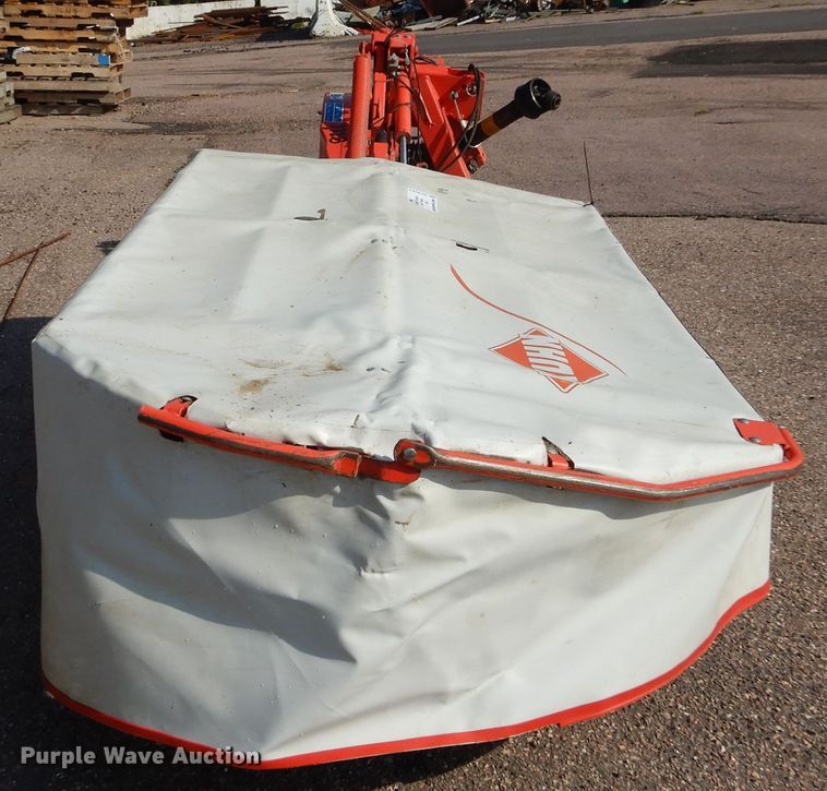 image for item DL6263 Kuhn GMD310  disc mower