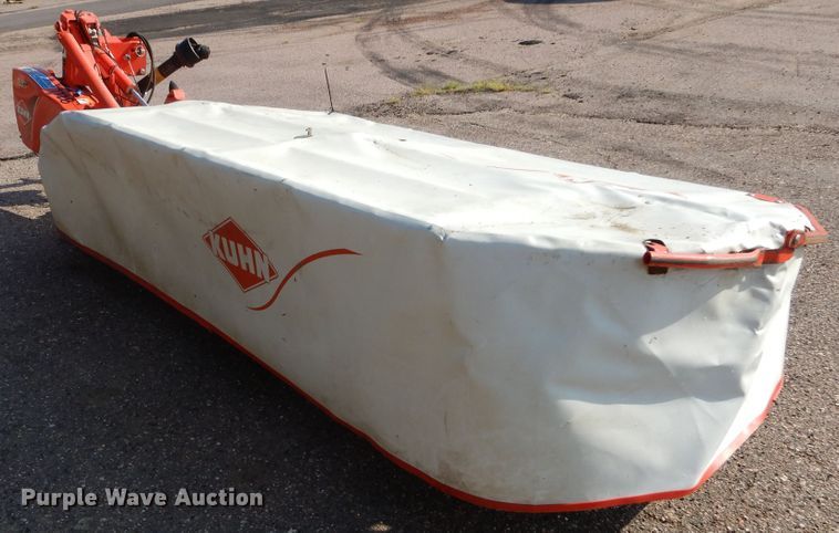 image for item DL6263 Kuhn GMD310  disc mower