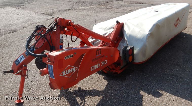 image for item DL6263 Kuhn GMD310  disc mower