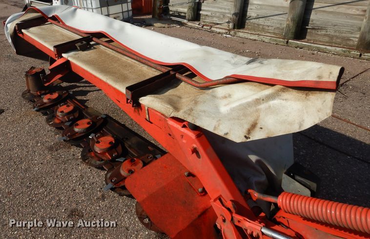 image for item DL6263 Kuhn GMD310  disc mower