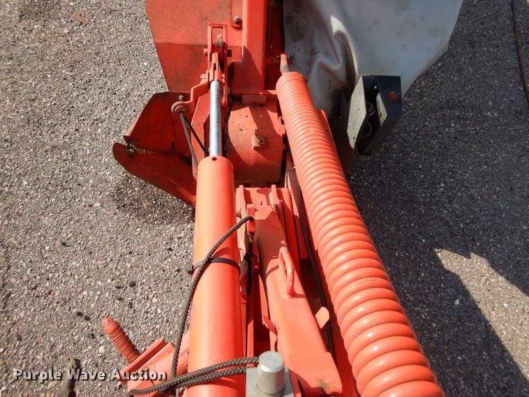 image for item DL6263 Kuhn GMD310  disc mower