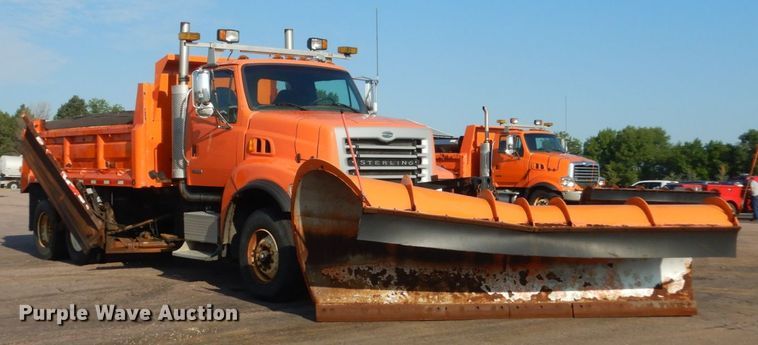 image for item DL6265 2005 Sterling LT9500  dump truck