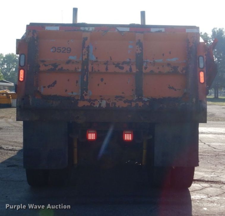 image for item DL6265 2005 Sterling LT9500  dump truck