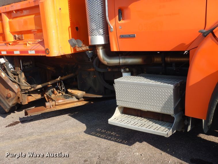 image for item DL6265 2005 Sterling LT9500  dump truck