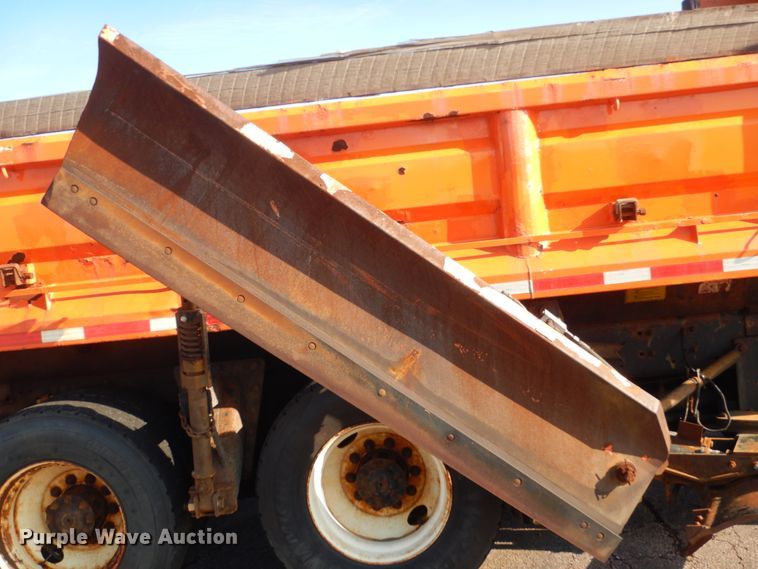 image for item DL6265 2005 Sterling LT9500  dump truck