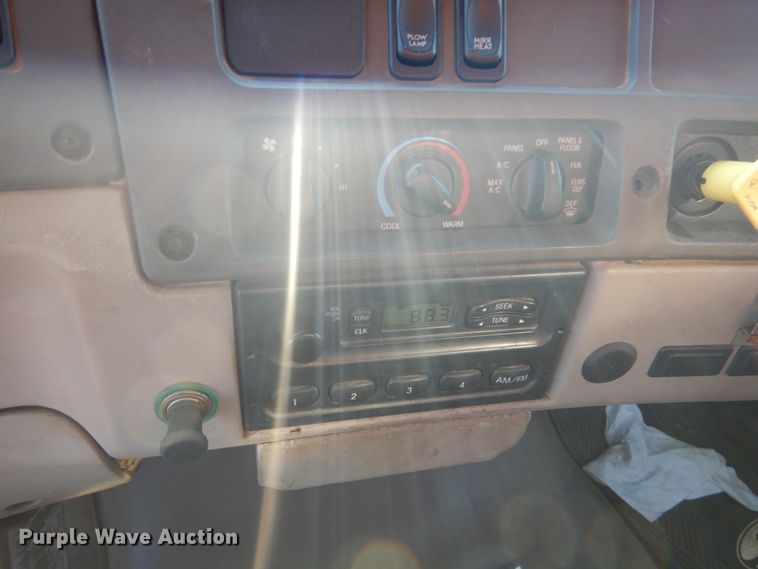 image for item DL6265 2005 Sterling LT9500  dump truck