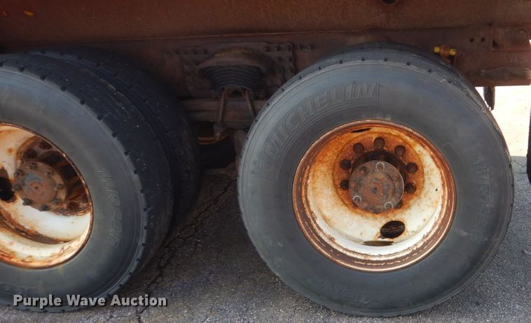 image for item DL6265 2005 Sterling LT9500  dump truck