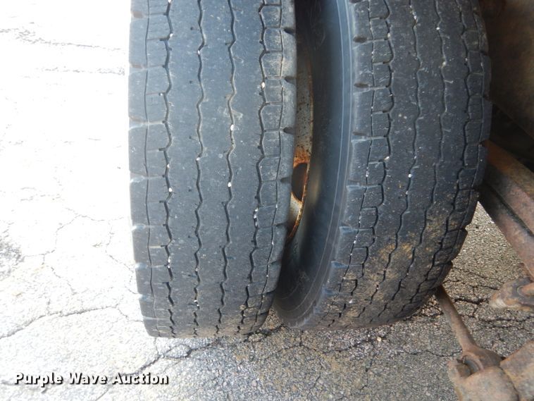 image for item DL6265 2005 Sterling LT9500  dump truck