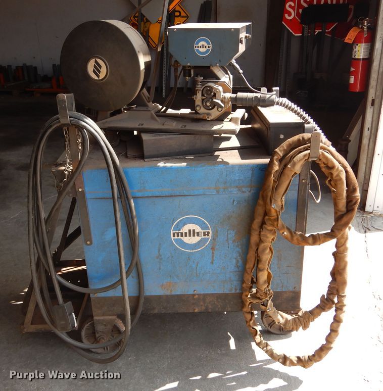 image for item DL6275 Miller Deltaweld 450  welder