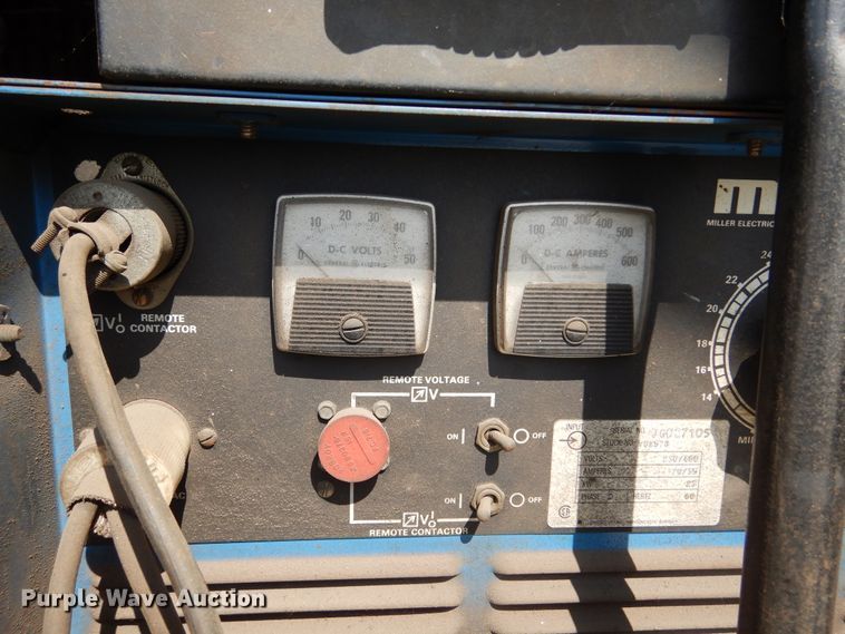 image for item DL6275 Miller Deltaweld 450  welder