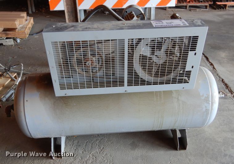 image for item DL6276 Ingersoll Rand T30  air compressor