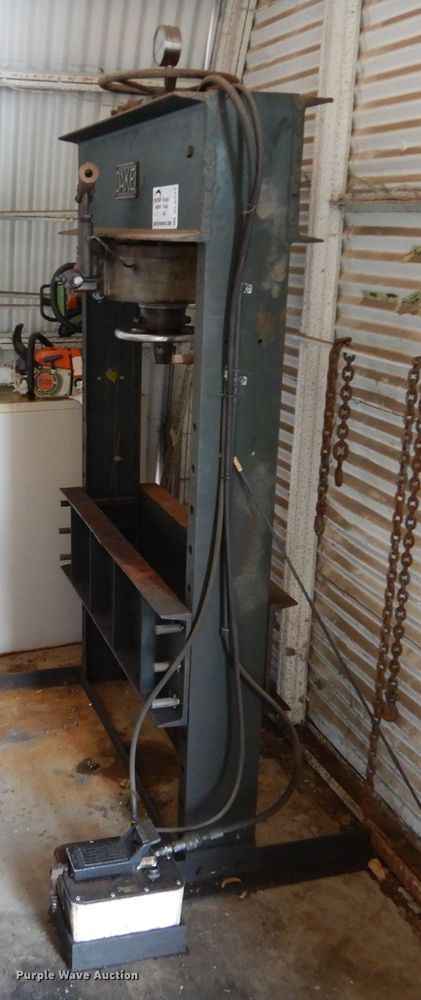 image for item DL6277 Drake 70H  press