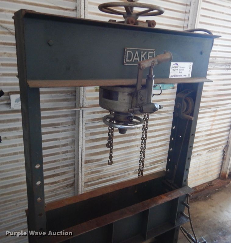 image for item DL6277 Drake 70H  press