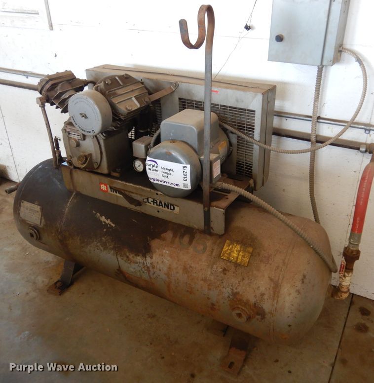 image for item DL6278 Ingersoll Rand 30T  air compressor