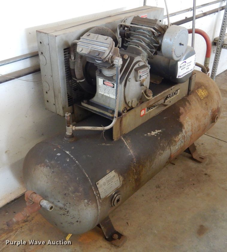 image for item DL6278 Ingersoll Rand 30T  air compressor