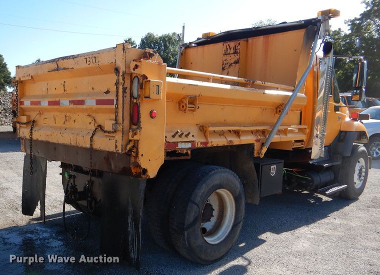 image for item DM1361 2006 International WorkStar 7400  dump truck