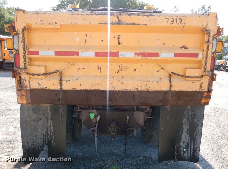 image for item DM1361 2006 International WorkStar 7400  dump truck