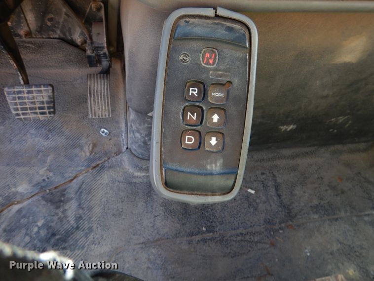 image for item DM1361 2006 International WorkStar 7400  dump truck