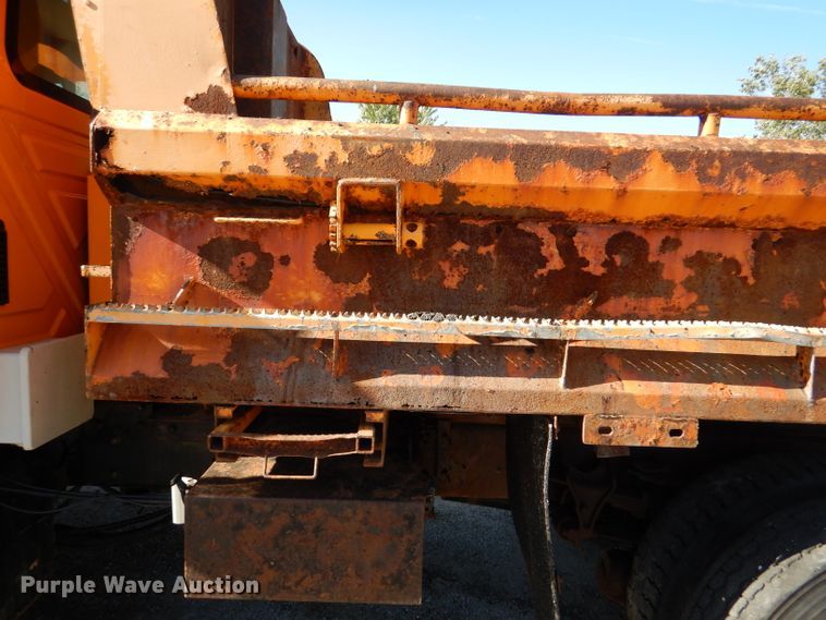 image for item DM1362 2004 International WorkStar 7400  dump truck