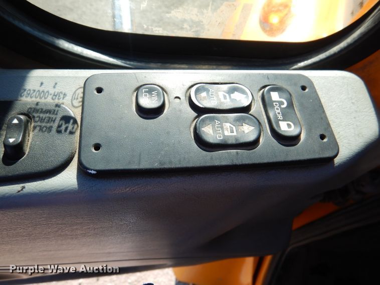 image for item DM1362 2004 International WorkStar 7400  dump truck